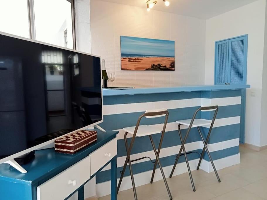 Apartment With Large Terrace, 10 Meters From Playa De Las Burras San Bartolomé المظهر الخارجي الصورة